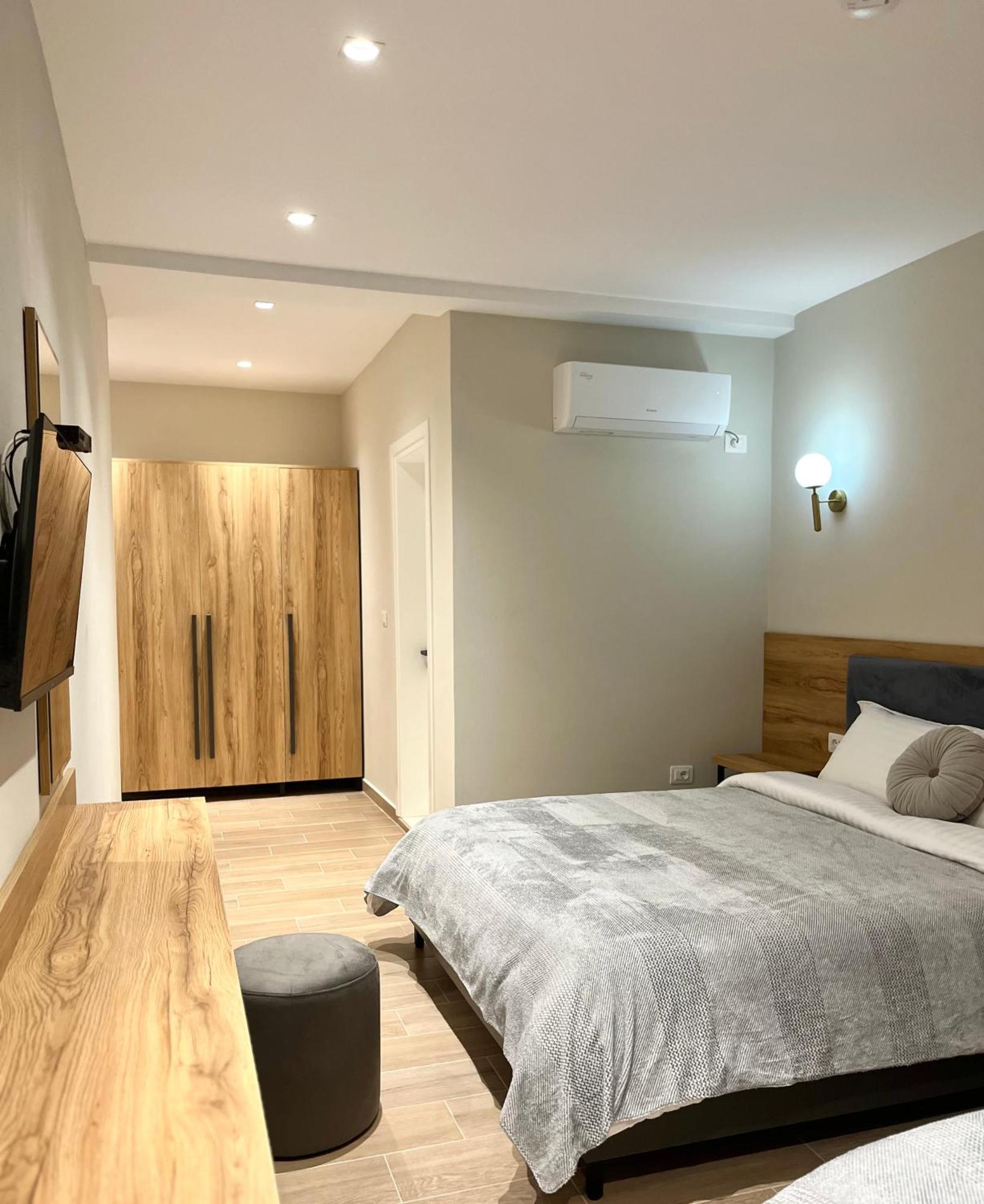 Mili Hotel Berat Eksteriør billede