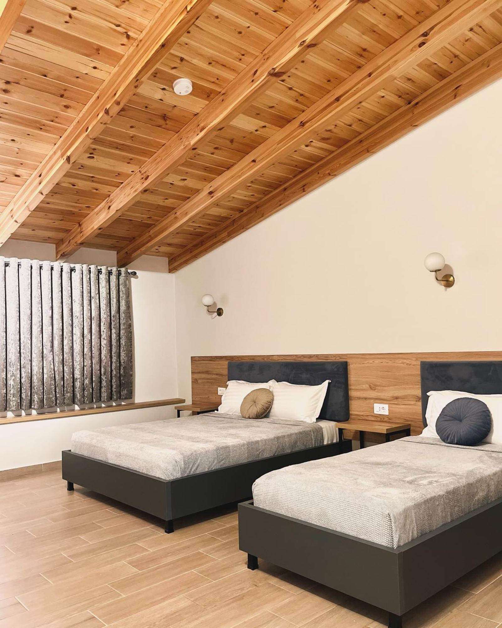Mili Hotel Berat Eksteriør billede
